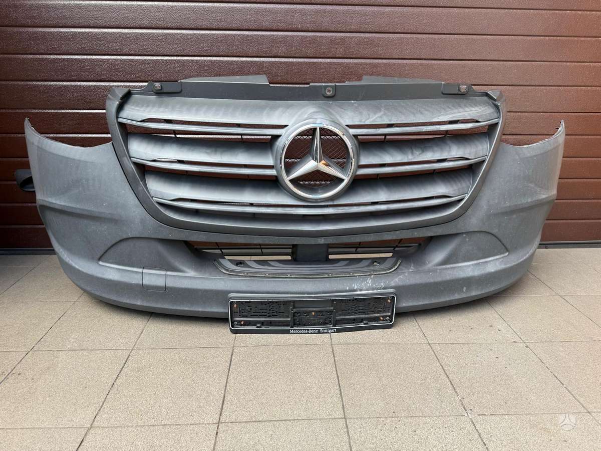 Mercedes-Benz Sprinter, passenger vans