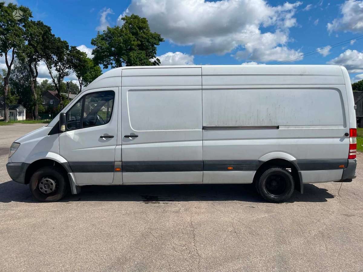 Mercedes-Benz Sprinter CDI 5DR, other