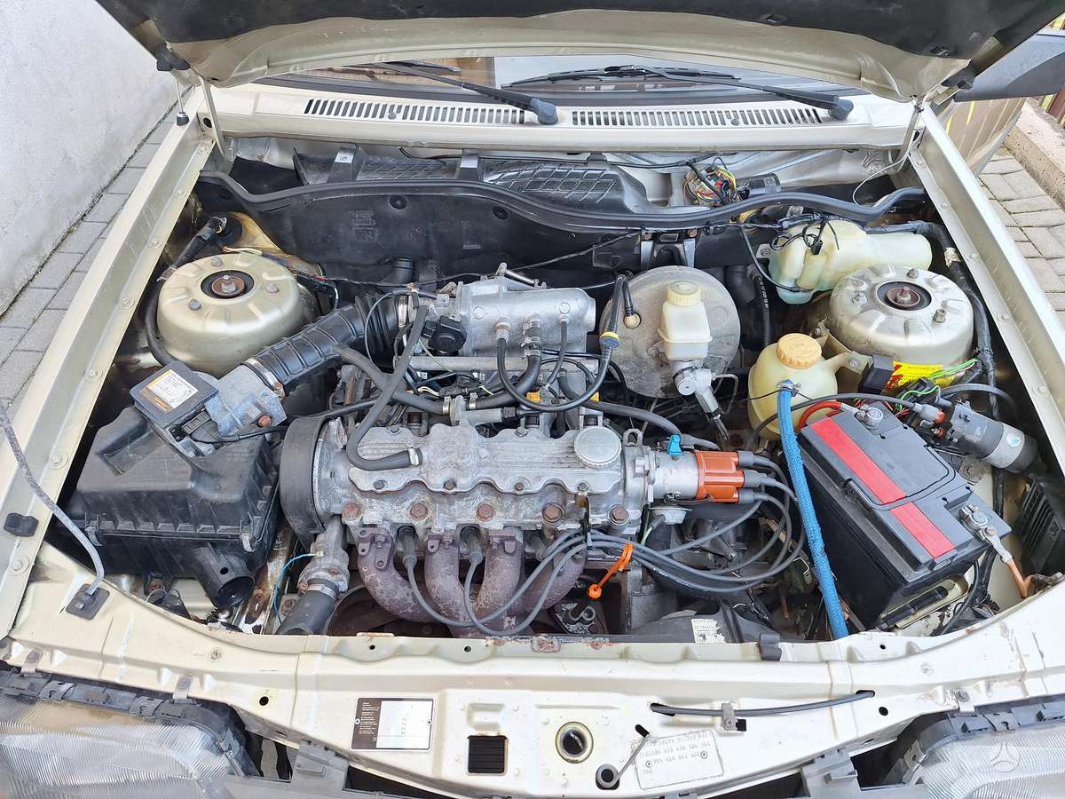 Opel Ascona, 1.8 l., Седан
