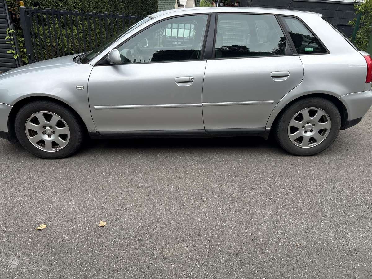 Audi A3, 1.8 l., Хэтчбек