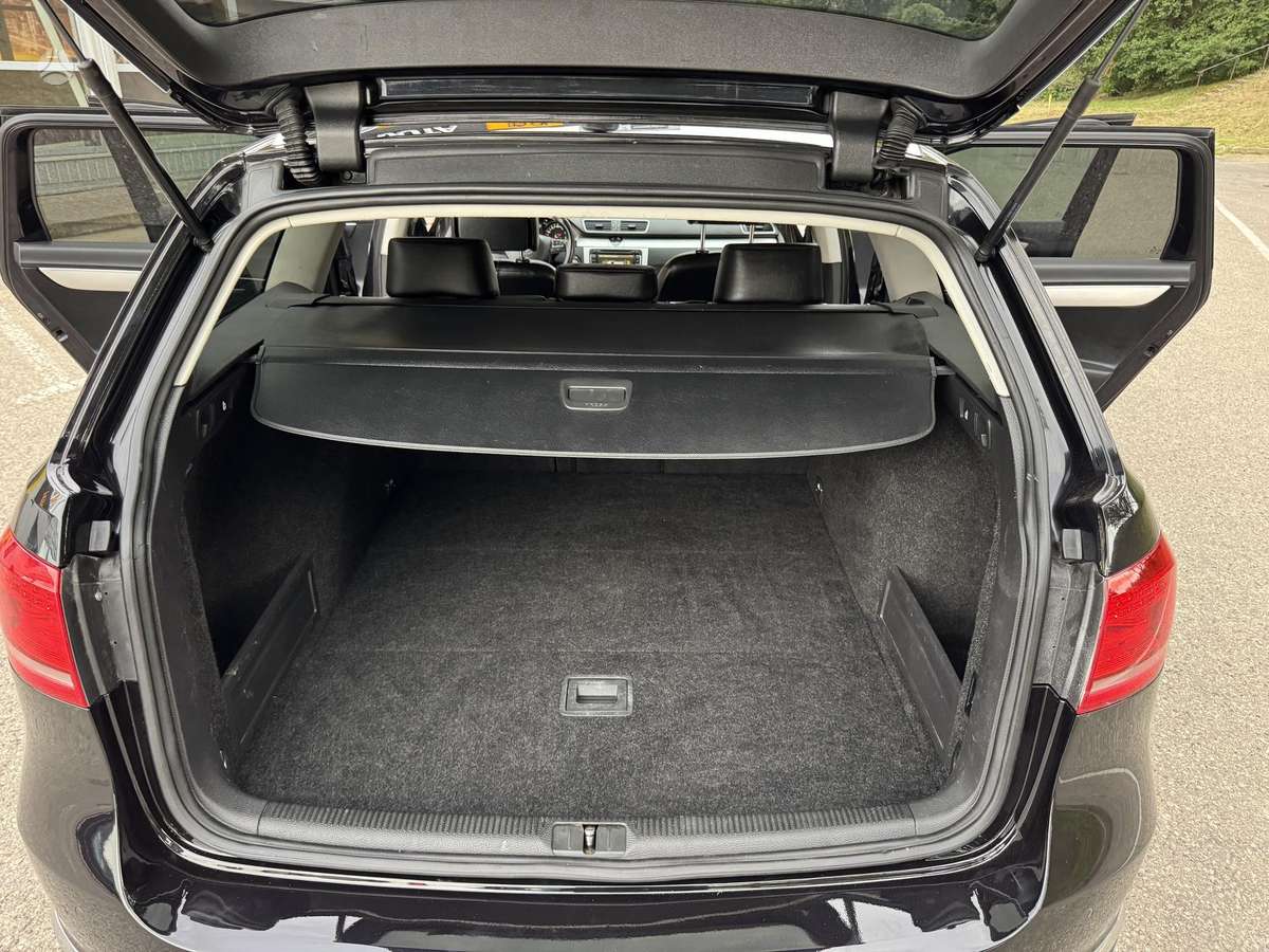 Volkswagen Passat, 2.0 l., Универсал