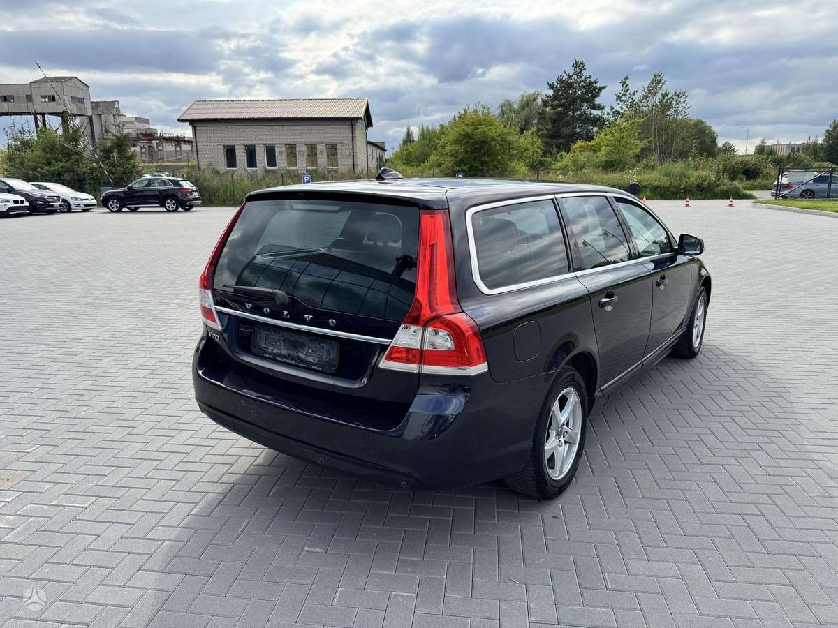 Volvo V70, 2.0 l., Универсал
