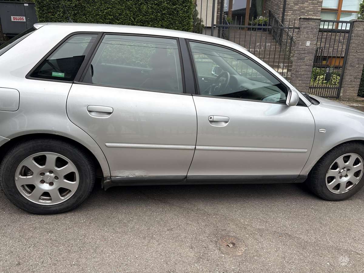 Audi A3, 1.8 l., Хэтчбек