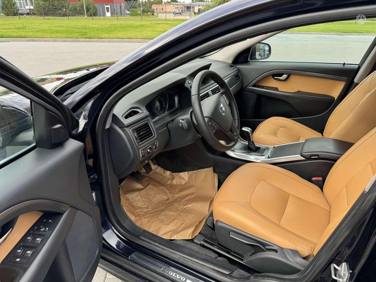 Volvo V70, 2.0 l., Универсал