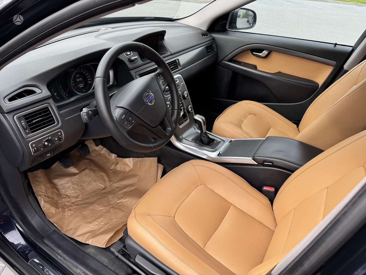Volvo V70, 2.0 l., Универсал