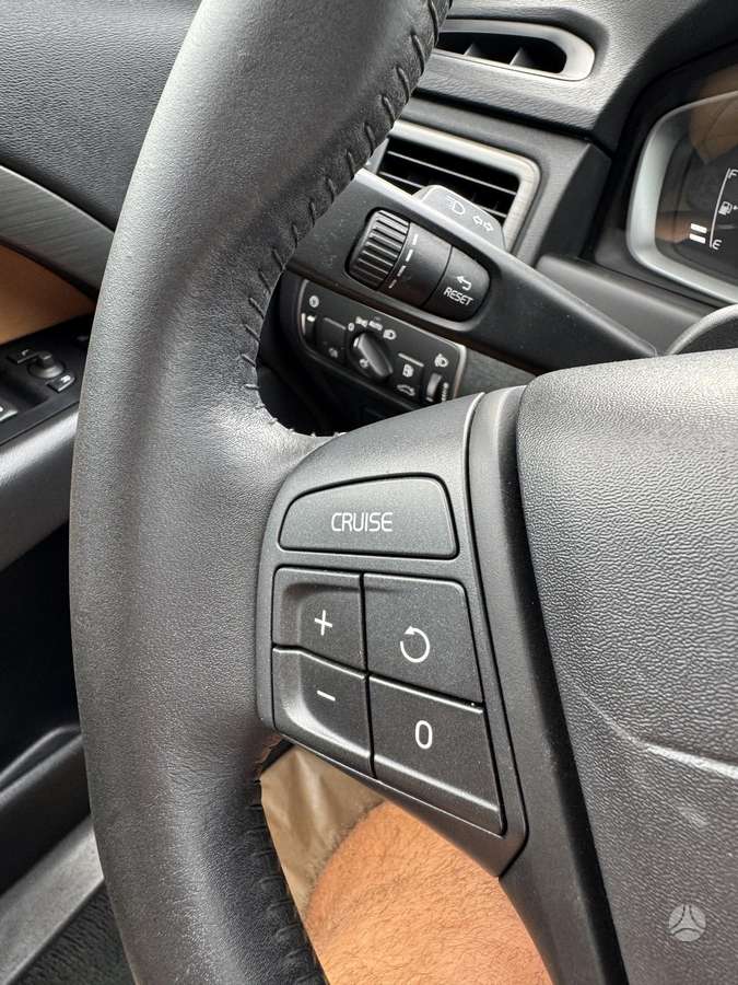 Volvo V70, 2.0 l., Универсал