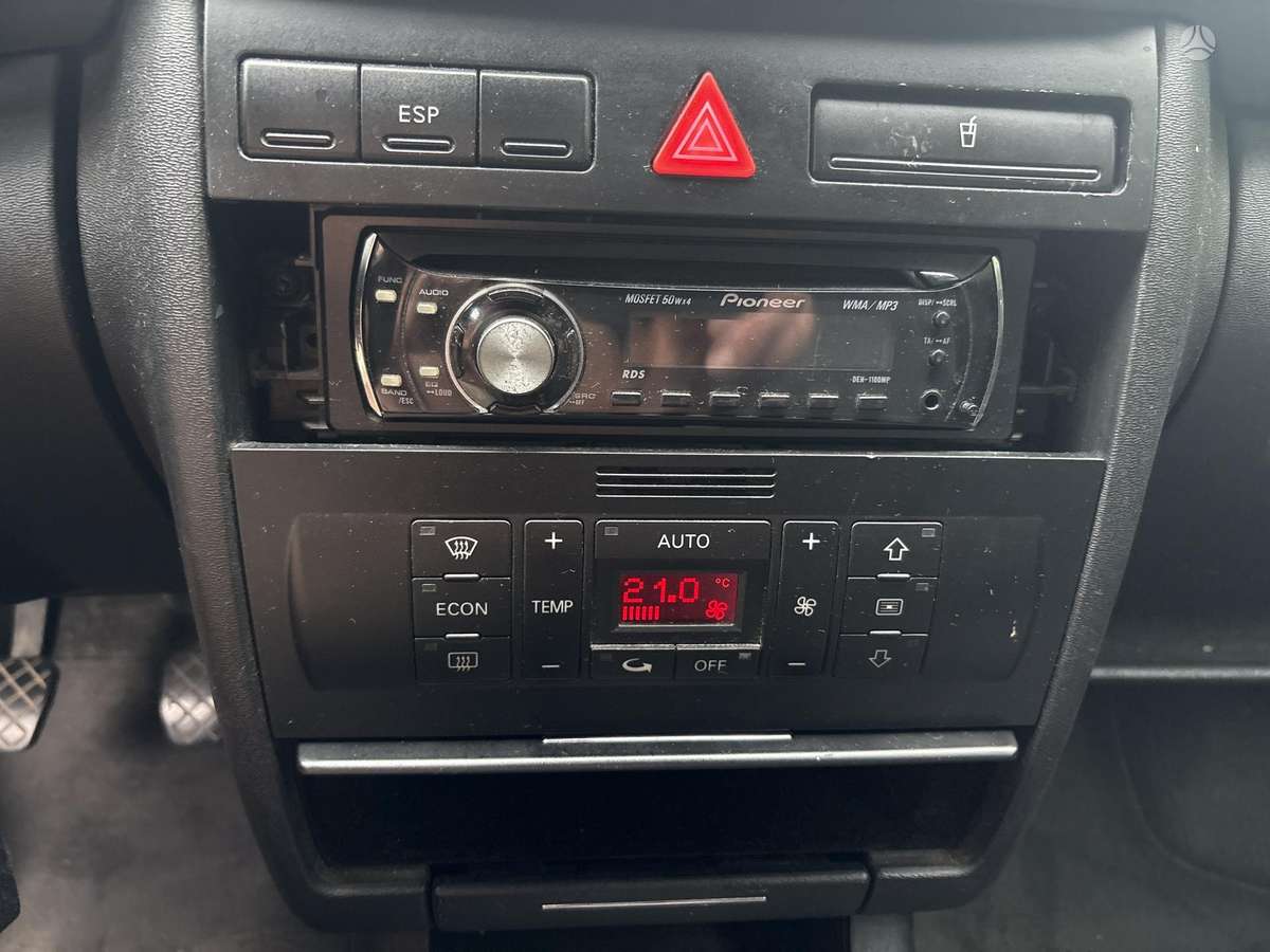 Audi A3, 1.8 l., Хэтчбек