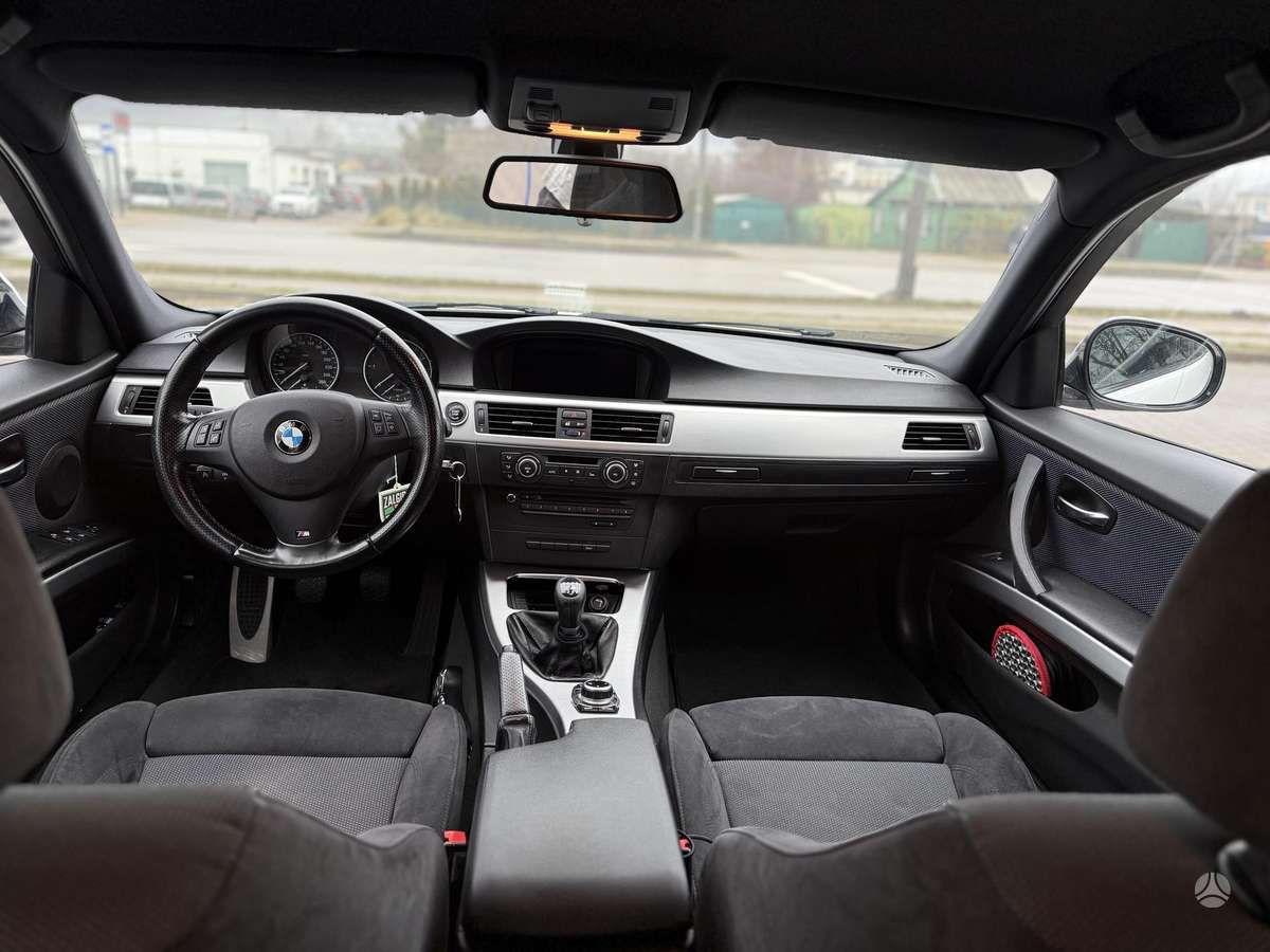 BMW 318, 2.0 l., wagon