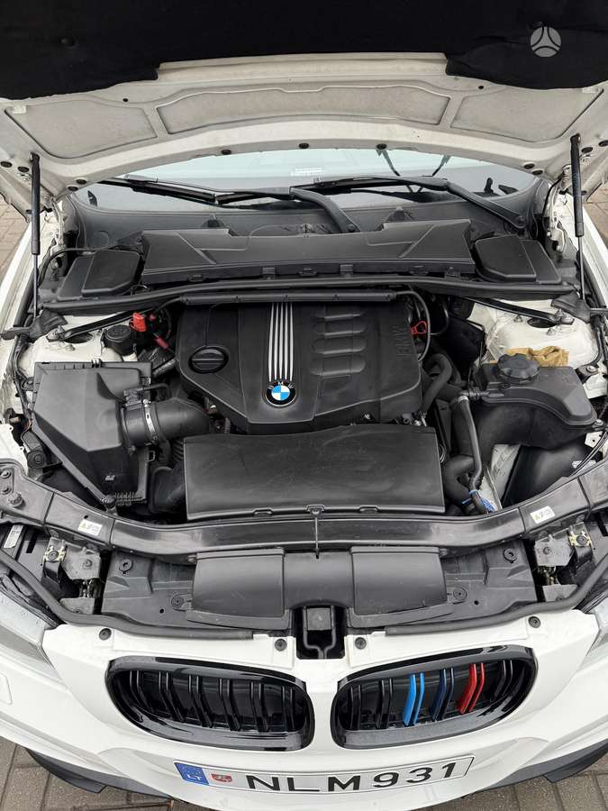 BMW 318, 2.0 l., universalas
