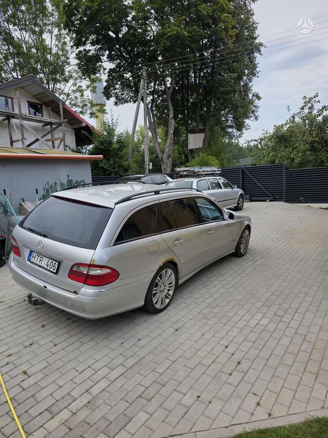 Mercedes-Benz E320, 3.2 l., Универсал