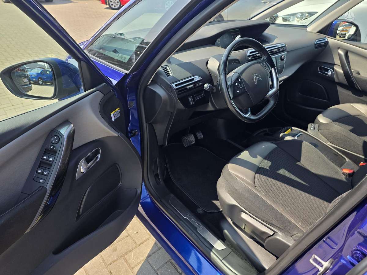Citroen C4 Picasso, 1.2 l., Минивэн