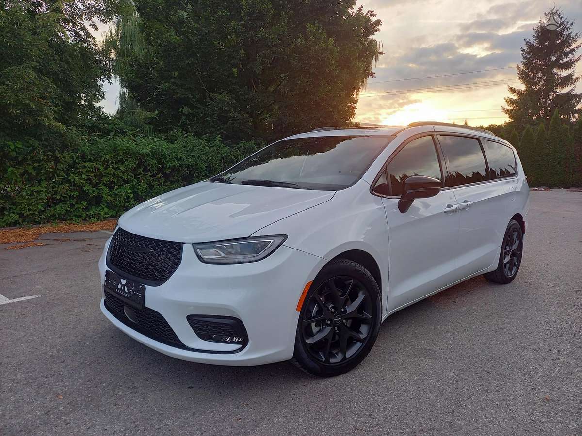 Chrysler Pacifica, 3.6 l., Минивэн