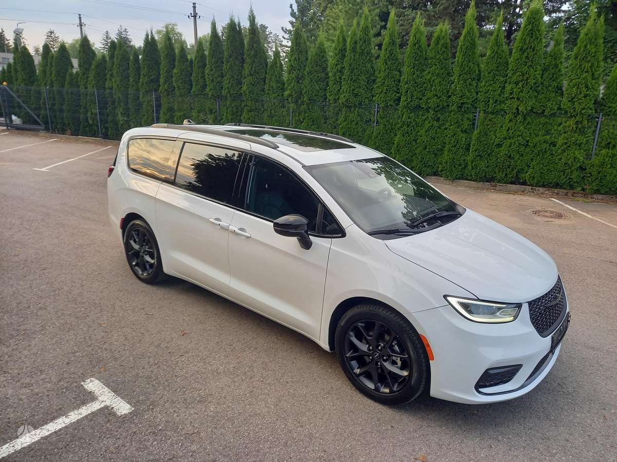 Chrysler Pacifica, 3.6 l., Минивэн
