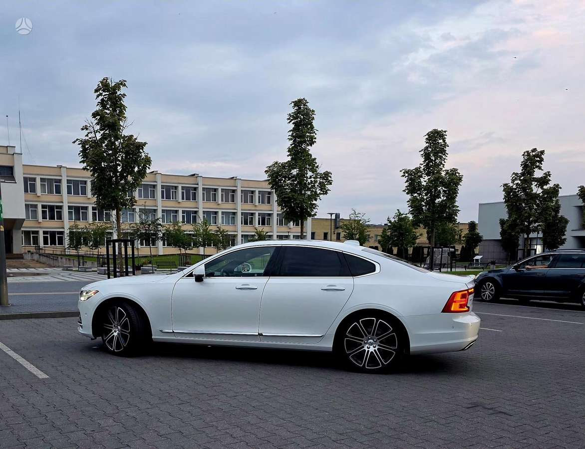 Volvo S90, 2.0 l., Седан