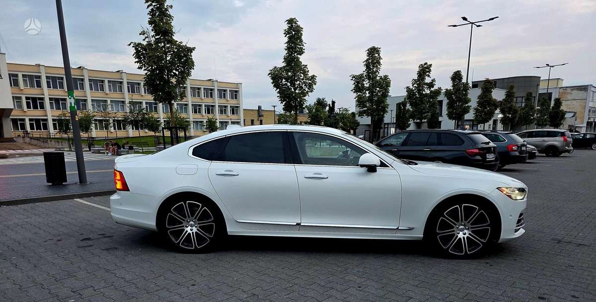 Volvo S90, 2.0 l., Седан