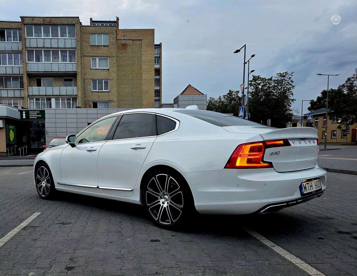 Volvo S90, 2.0 l., Седан