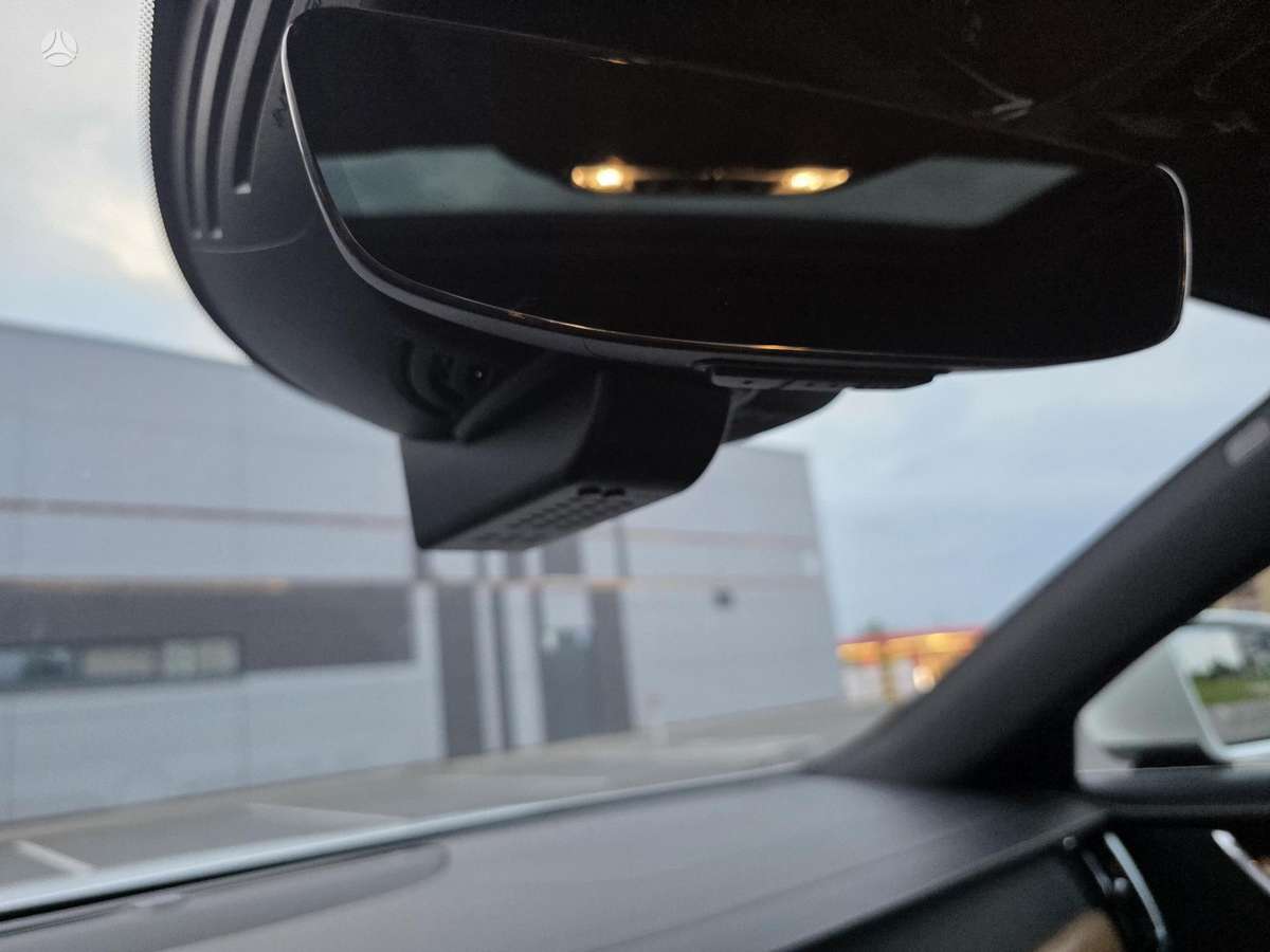 Volvo S90, 2.0 l., Седан
