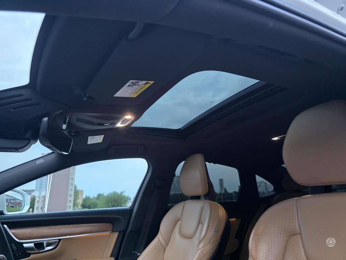 Volvo S90, 2.0 l., Седан