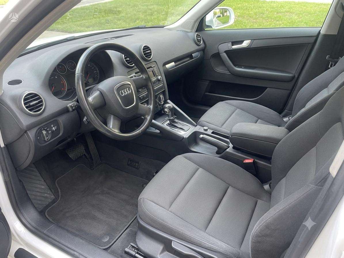 Audi A3, 1.6 l., Хэтчбек