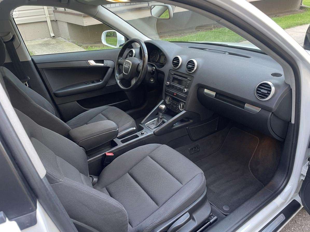Audi A3, 1.6 l., Хэтчбек