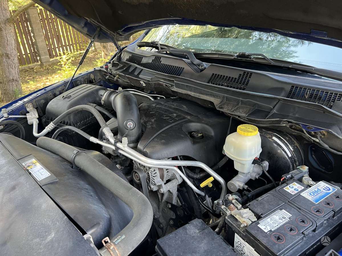 Dodge Ram, 5.7 l., Внедорожник / Кроссовер