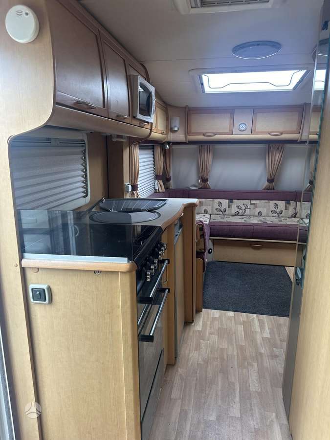 Abbey GTS420, prikabinami nameliai