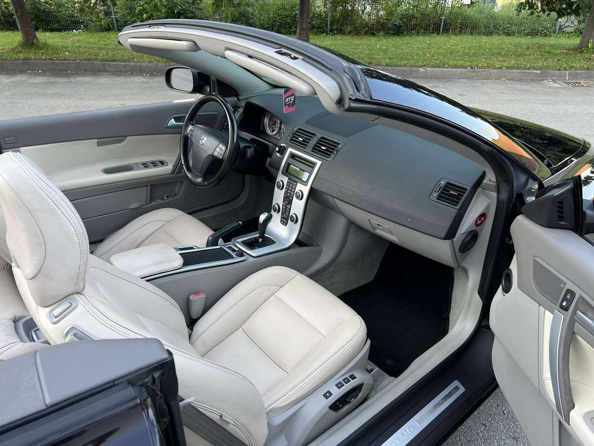 Volvo C70, 2.5 l., convertible