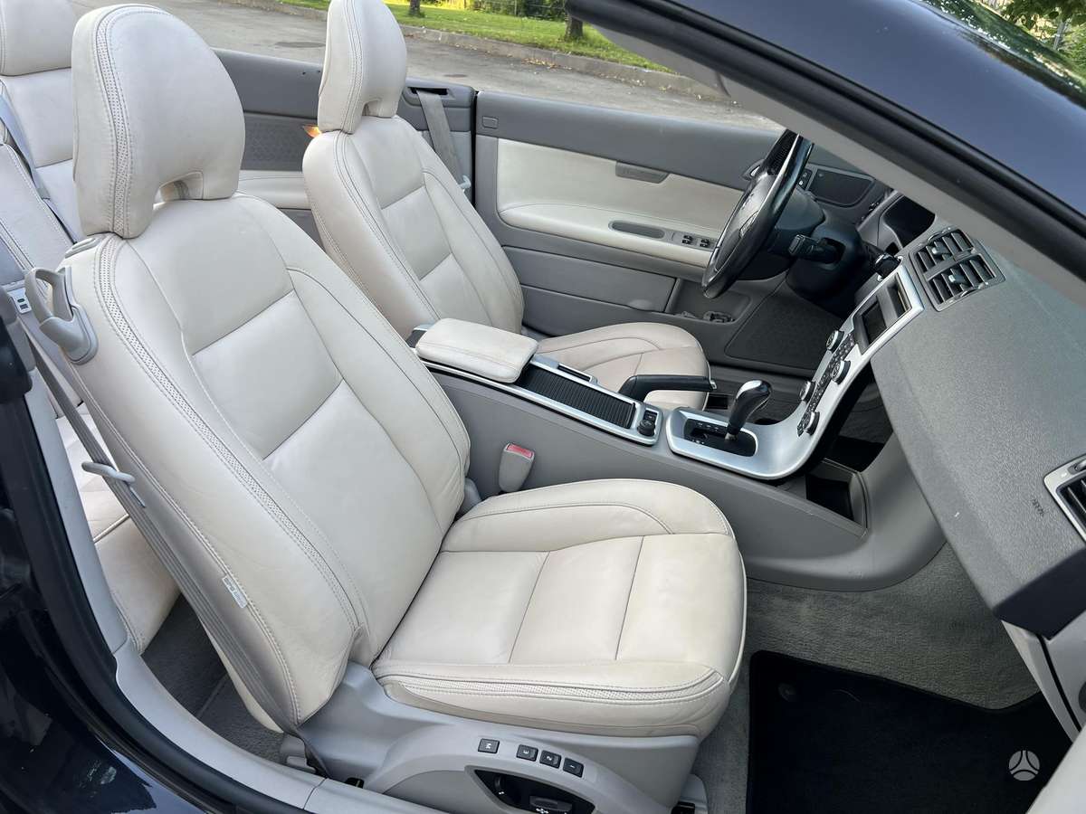 Volvo C70, 2.5 l., convertible