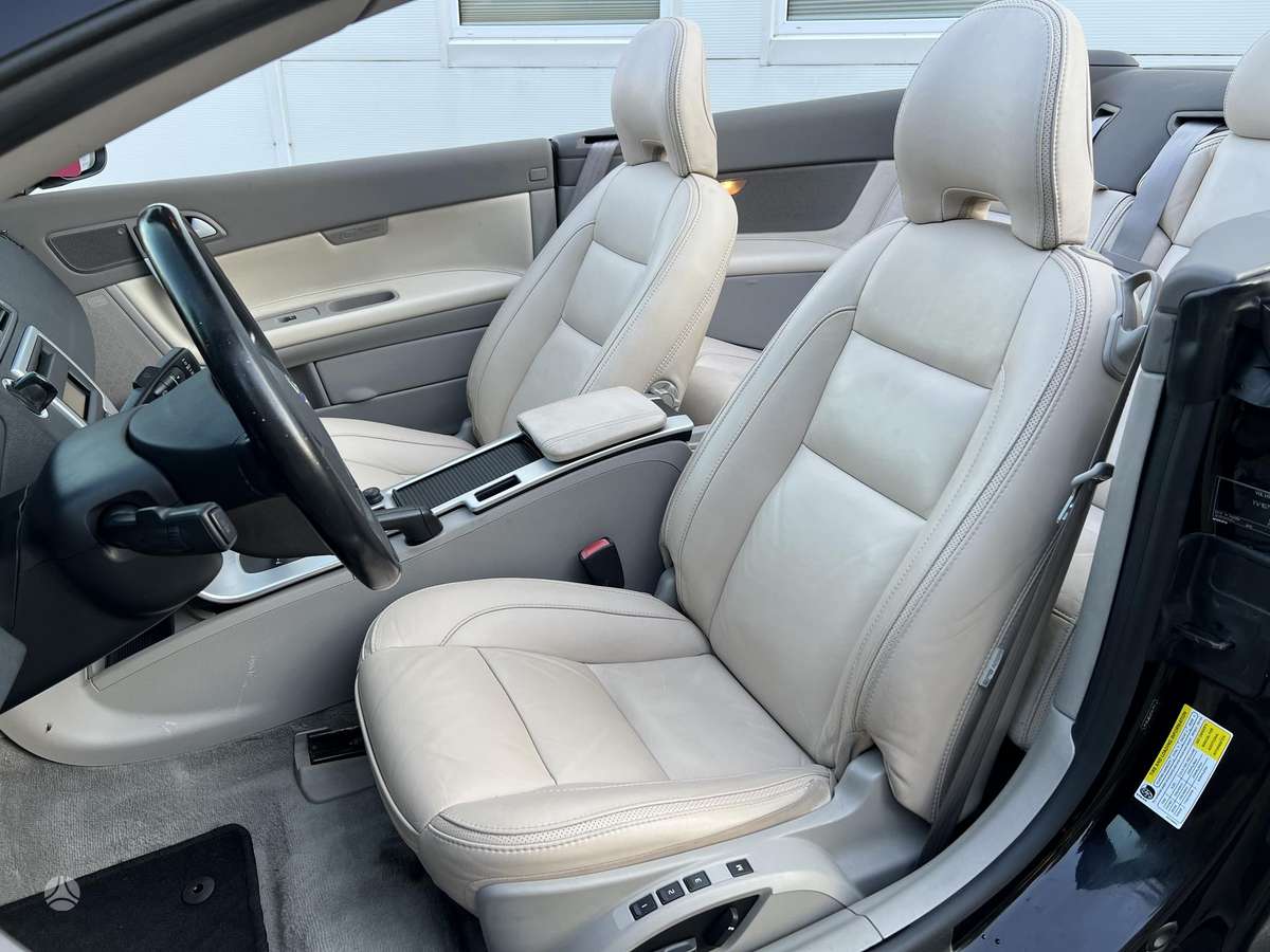 Volvo C70, 2.5 l., convertible