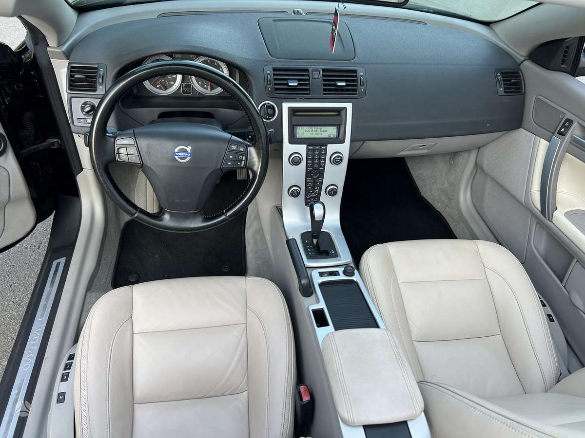 Volvo C70, 2.5 l., convertible