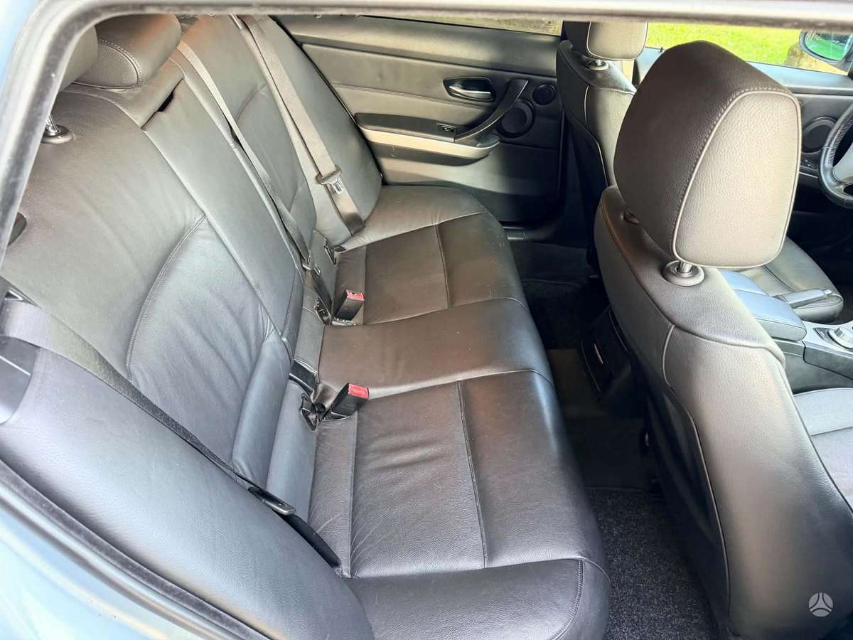 BMW 320, 2.0 l., wagon