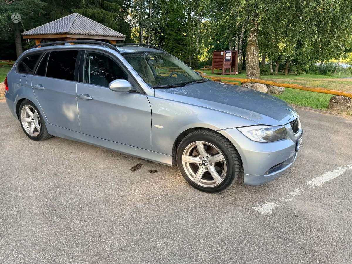 BMW 320, 2.0 l., wagon