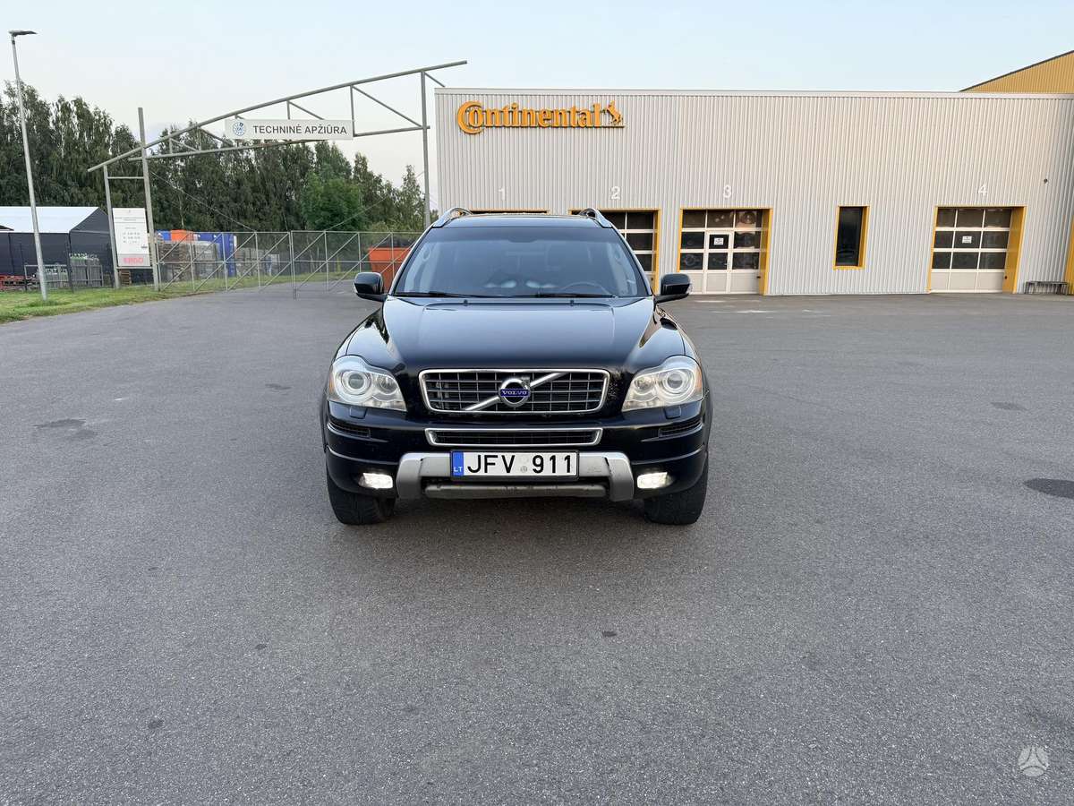 Volvo XC90 - 8
