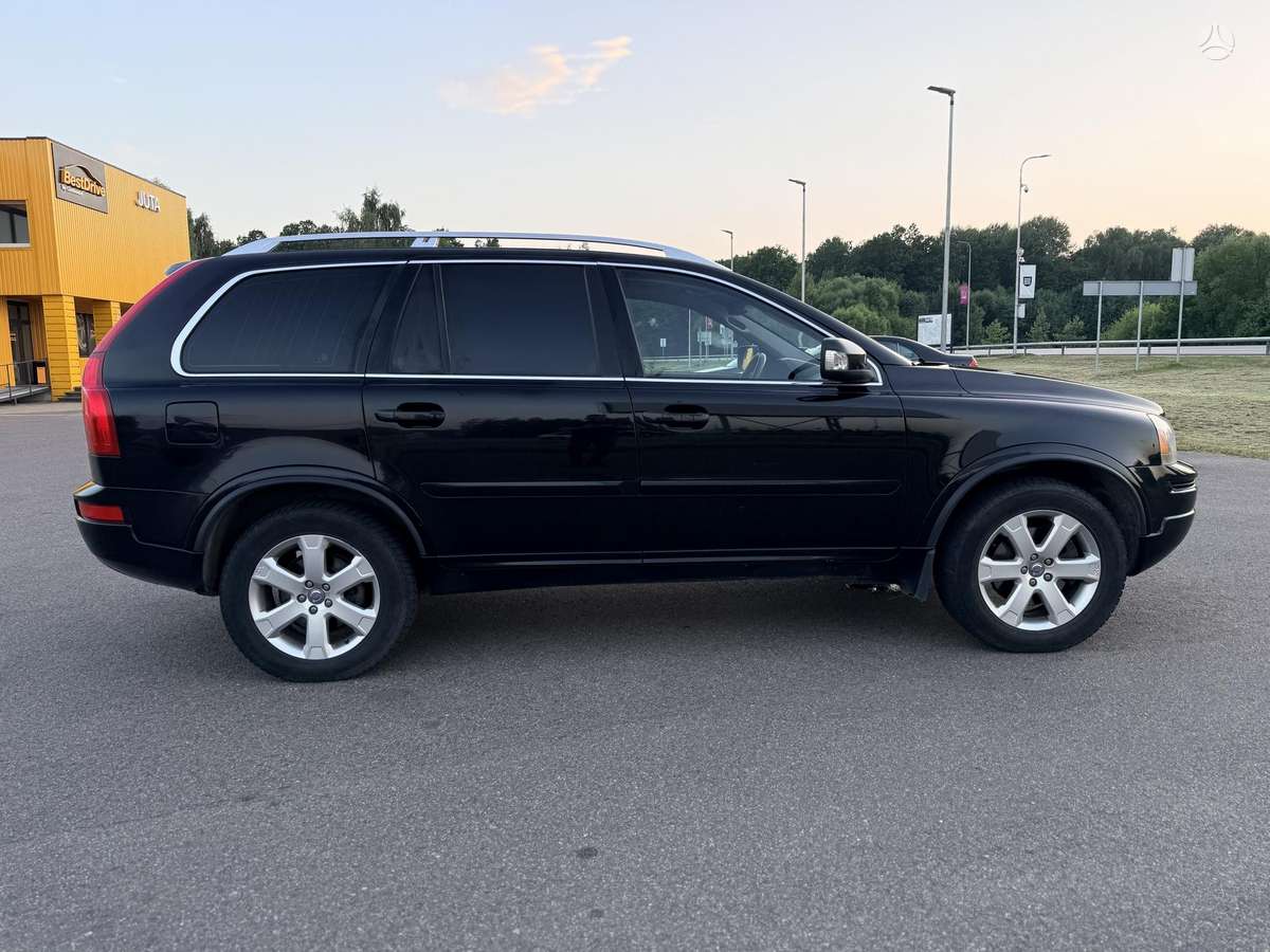 Volvo XC90 - 5