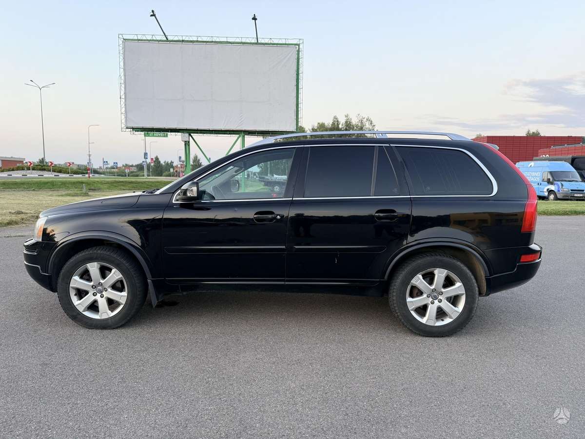 Volvo XC90 - 6