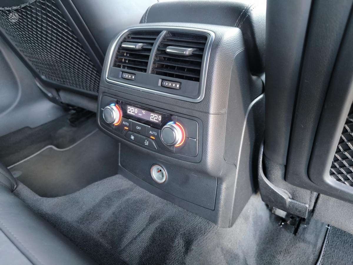 Audi A6, 3.0 l., wagon