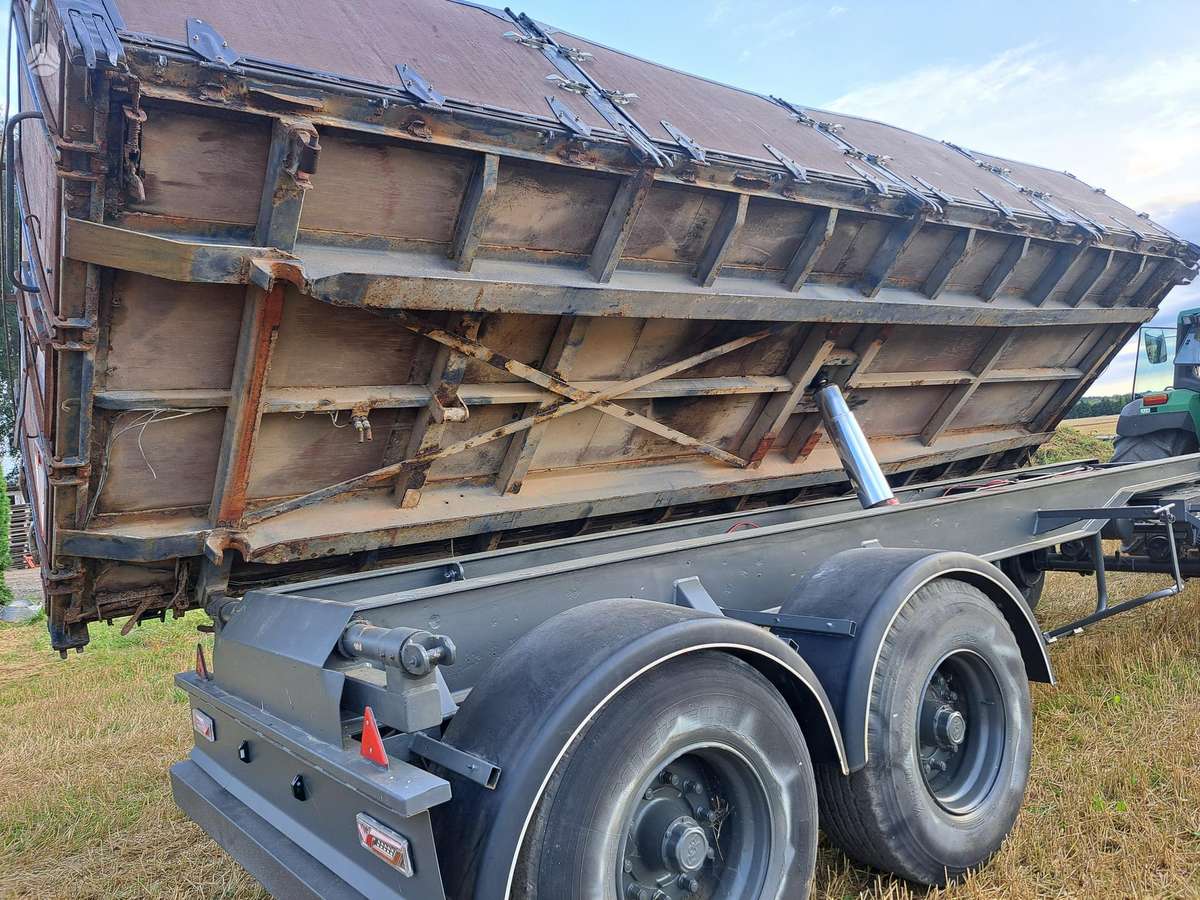 DAPA Lingine verciama su dok, trailers, semitrailers