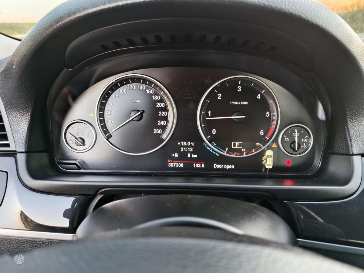 BMW 525, 2.0 l., Седан