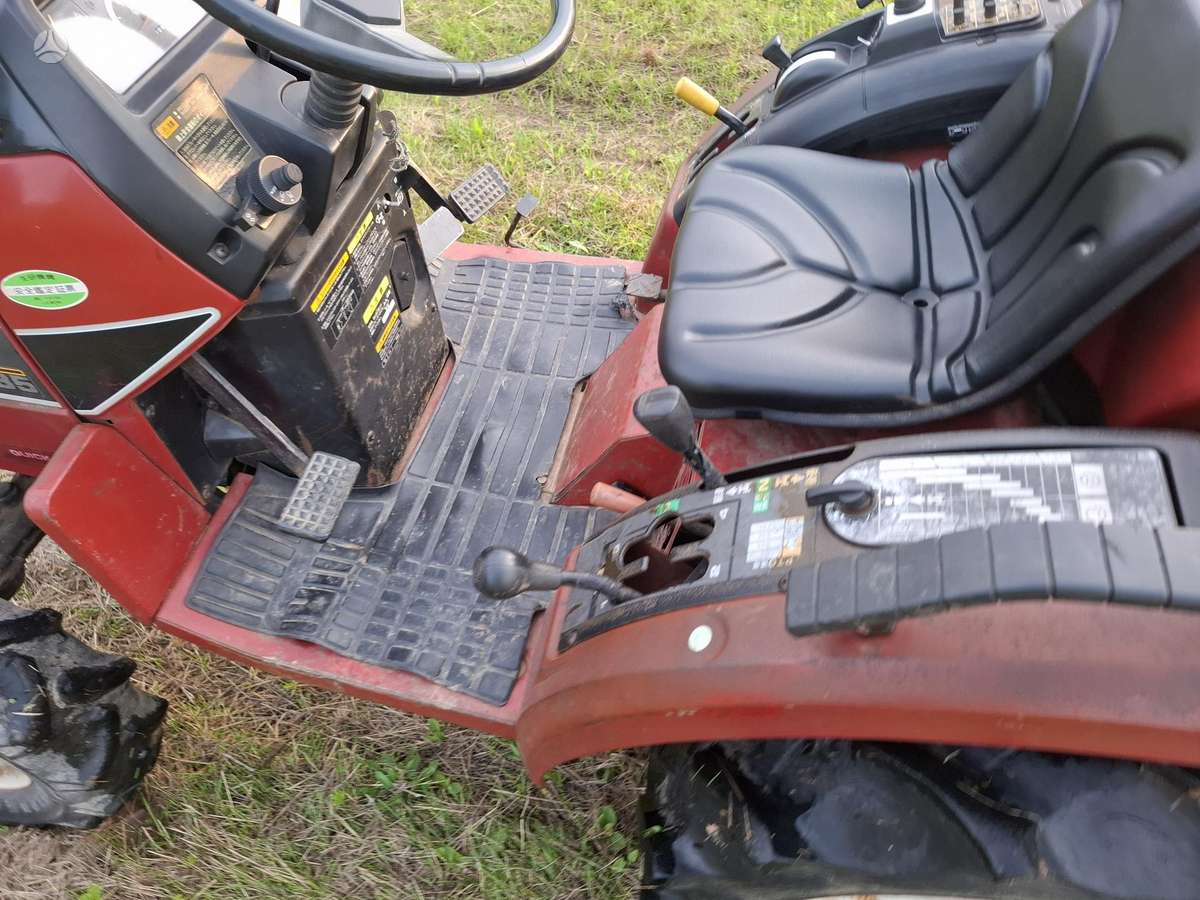Mitsubishi MT185, tractors