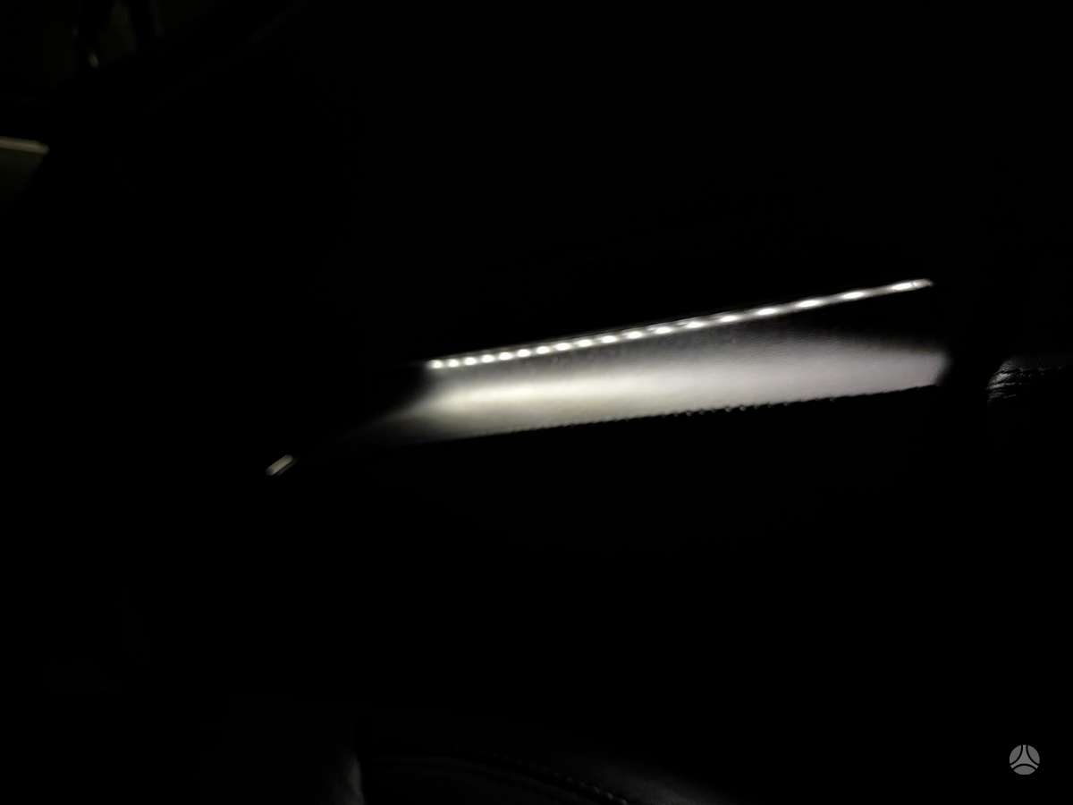 Tesla Model S, saloon / sedan