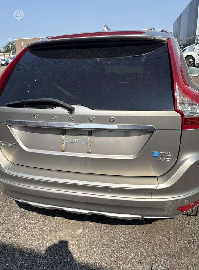 Volvo XC60 - 2