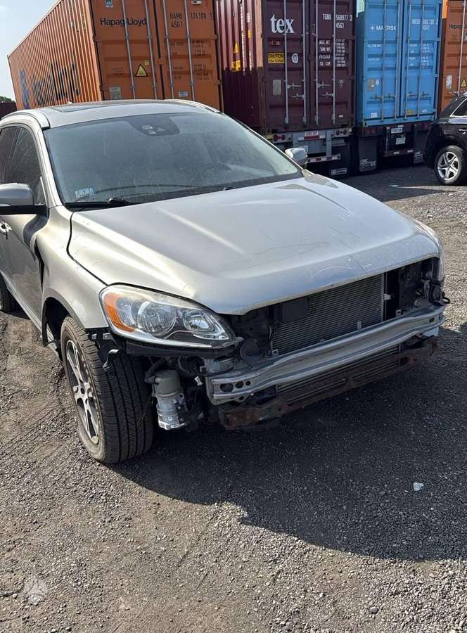 Volvo XC60 - 4