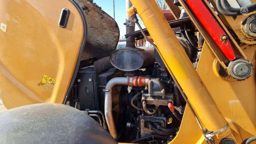 Case 695 SR2-4PS, экскаваторные погрузчики