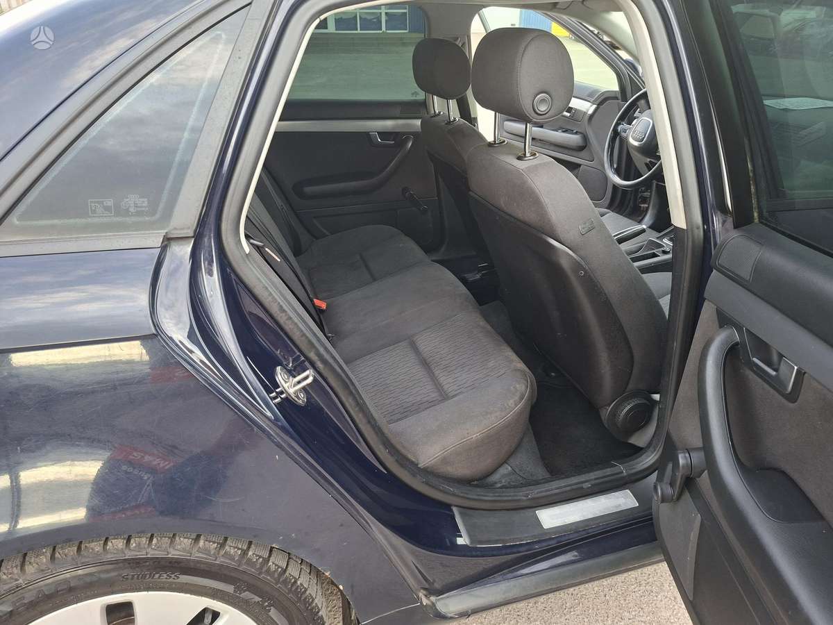 Audi A4, 2.0 l., Седан