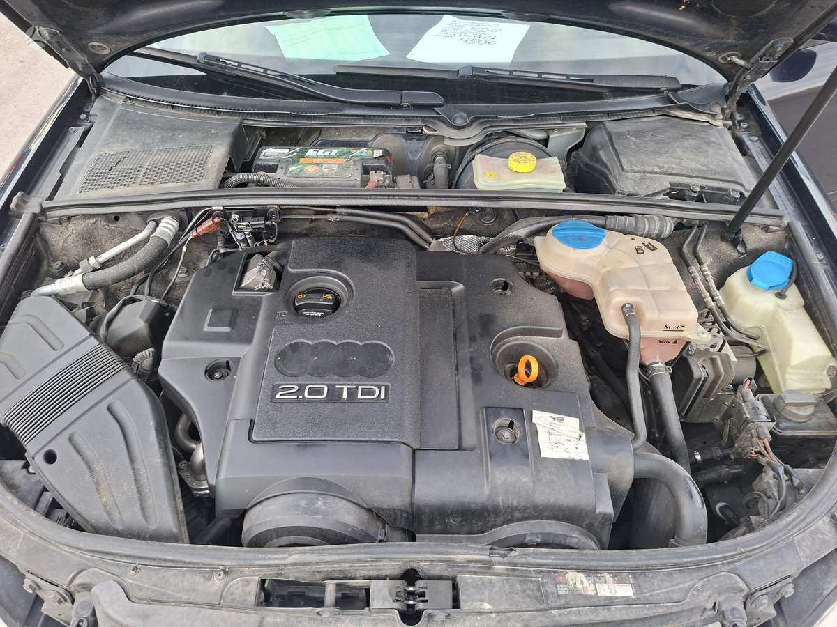 Audi A4, 2.0 l., Седан
