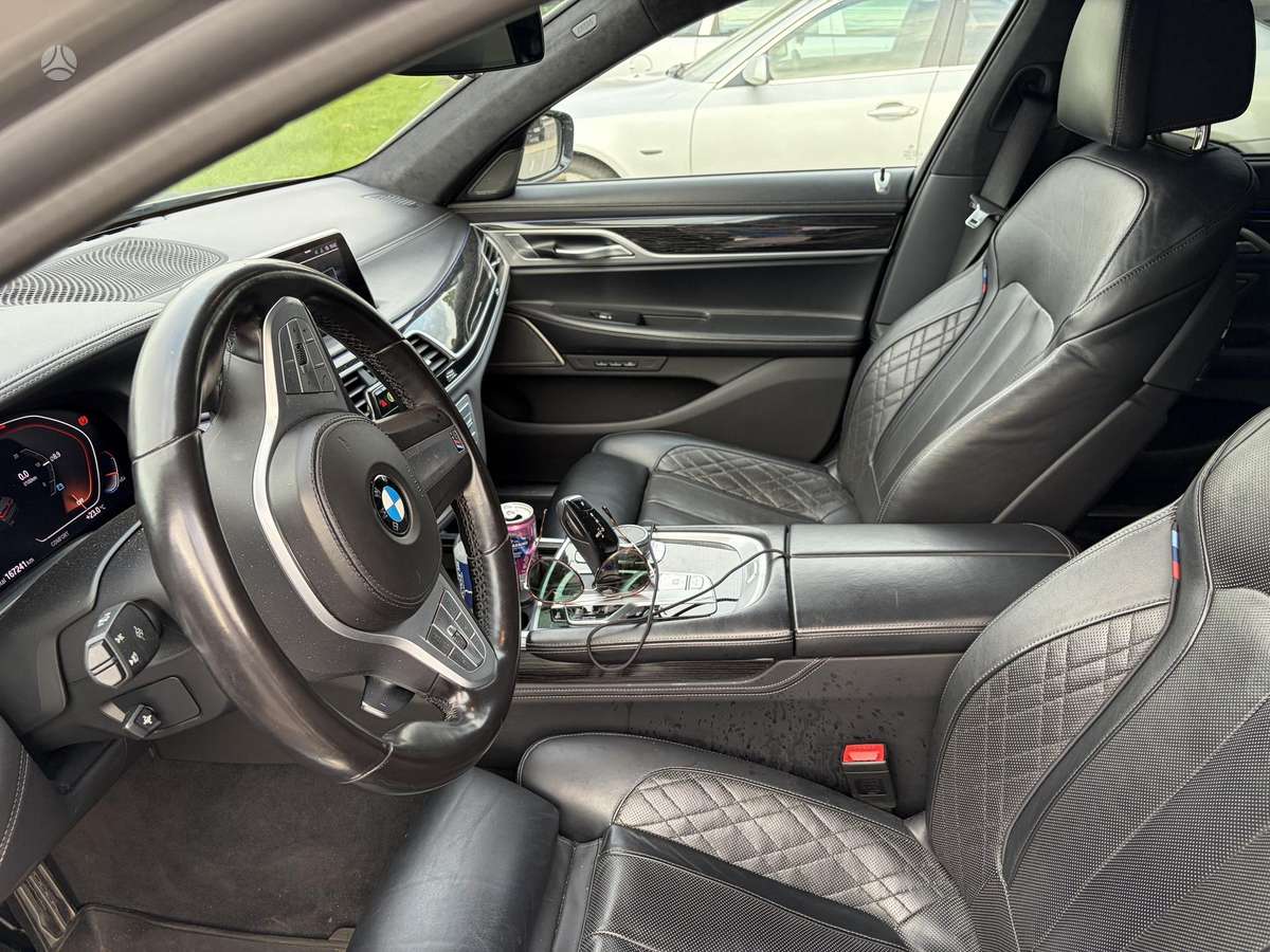 BMW 730, 3.0 l., Седан