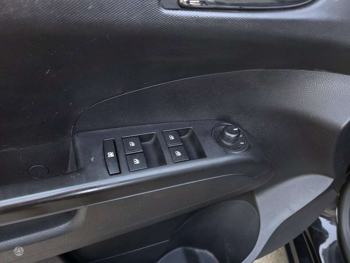 Chevrolet Aveo, 1.4 l., Хэтчбек