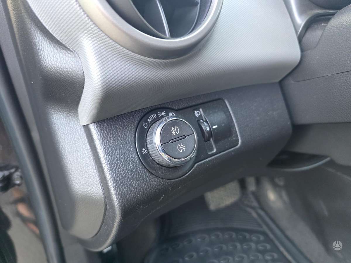 Chevrolet Aveo, 1.4 l., Хэтчбек