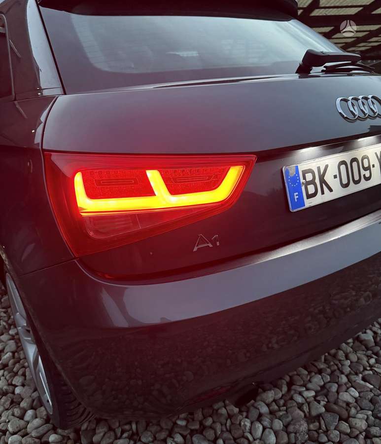 Audi A1, 1.6 l., hatchback