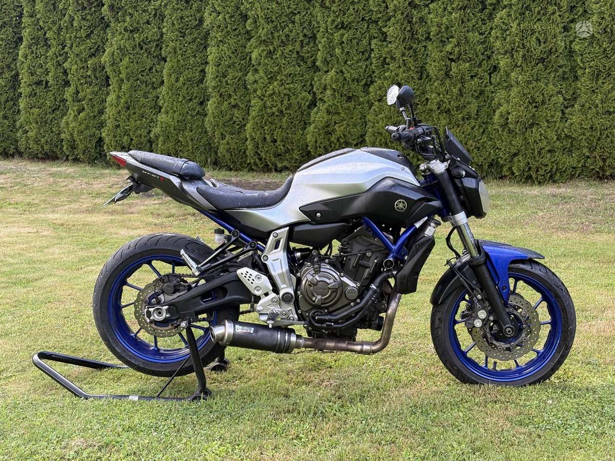 Yamaha MT 07 700cc, street / classic